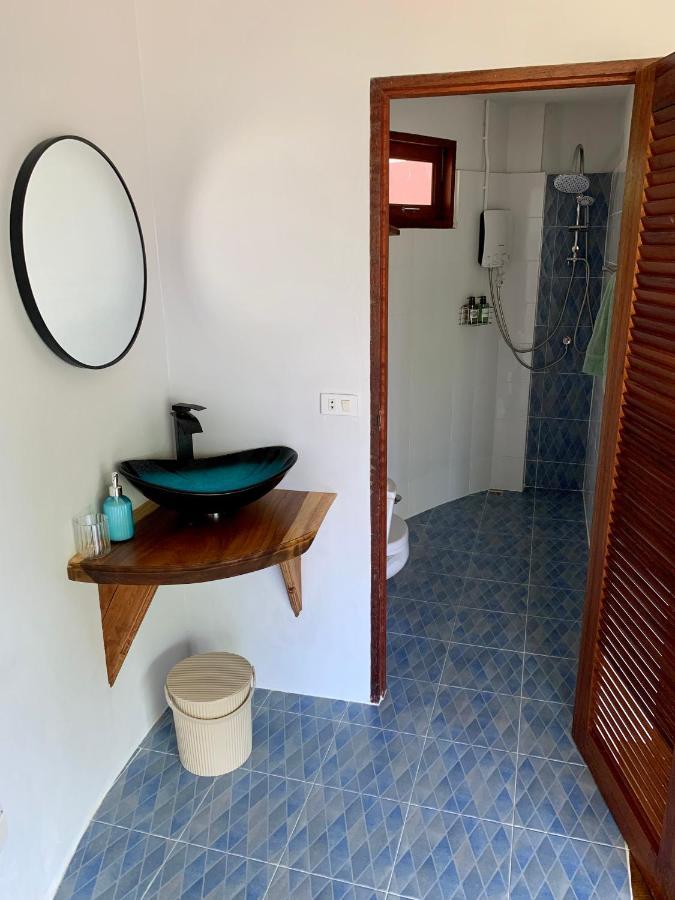 Ocean Vibes Hotell Thong Sala Eksteriør bilde