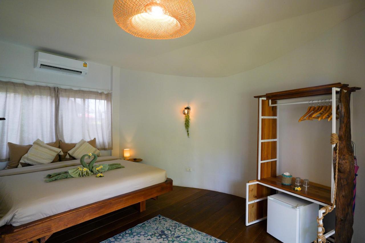 Ocean Vibes Hotell Thong Sala Eksteriør bilde