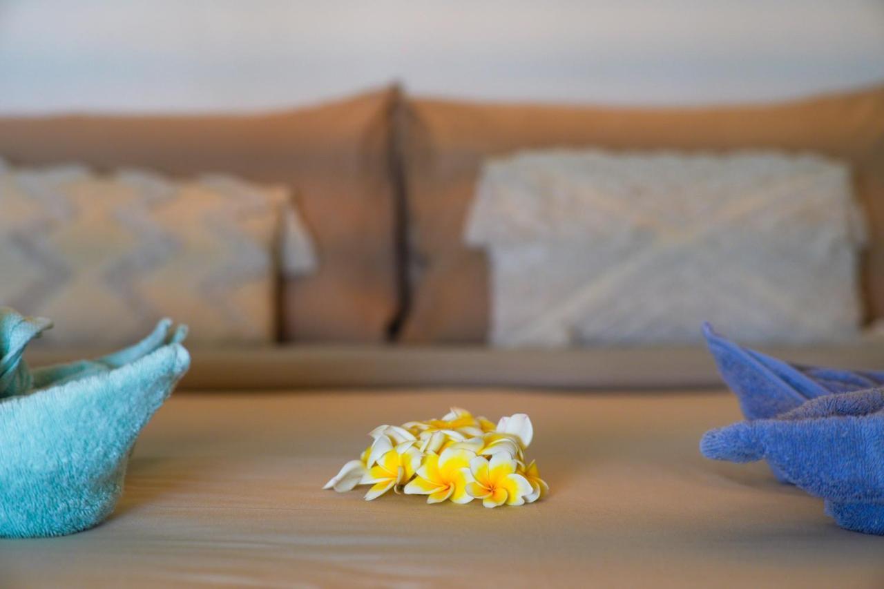 Ocean Vibes Hotell Thong Sala Eksteriør bilde
